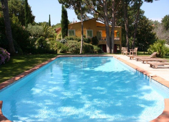 Villa Belise La Belle Isnarde St Tropez - pool