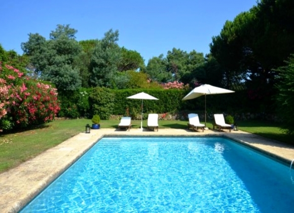 Villa La Provence in Les Parks de Saint Tropez - swimming pool