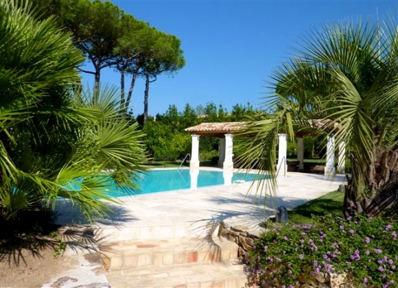 Villa La Tour in St Tropez - swimming pool