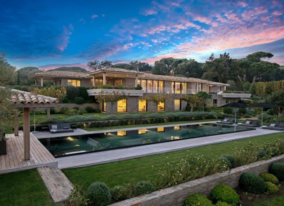 rent villa bellazard tahiti st tropez property night