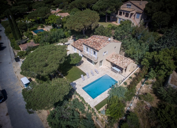 Holiday Rental villa Lauriers Saint Tropez Place des Lices