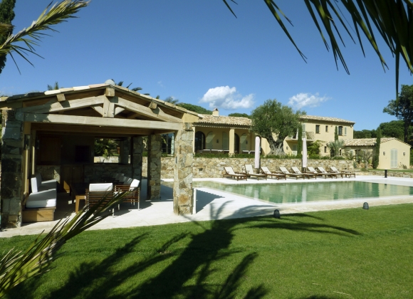 rent villa kris st tropez la moutte terrace