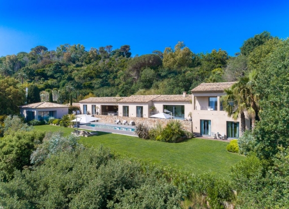 villa for rent st tropez la belle isnarde villa horizon - property