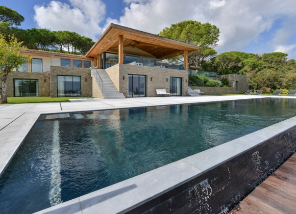 rent villa st tropez tahiti swimming pool