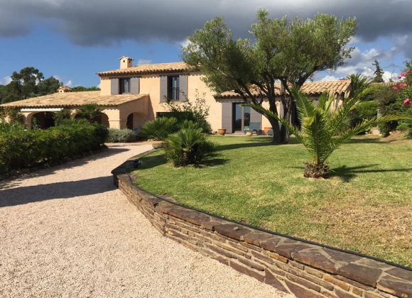 rent villa yanpam ramatuelle property