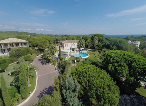 Rent Villa Canelle Ramatuelle - exterior view of house
