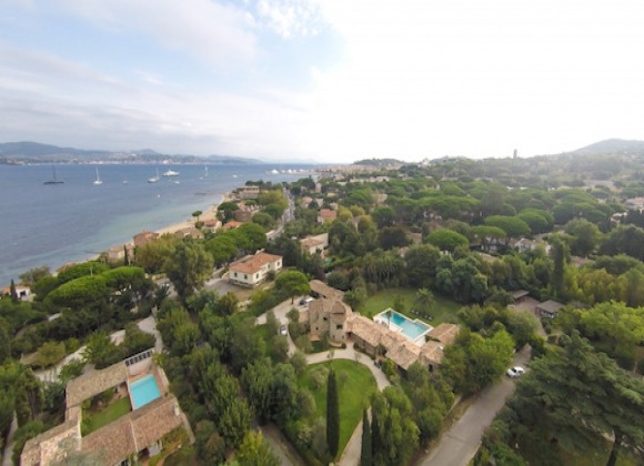 Rent Villa Mas des Oliviers St Tropez Bouillabaisse - view