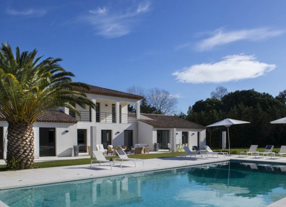 villa for rent st tropez les salins many swimming pool