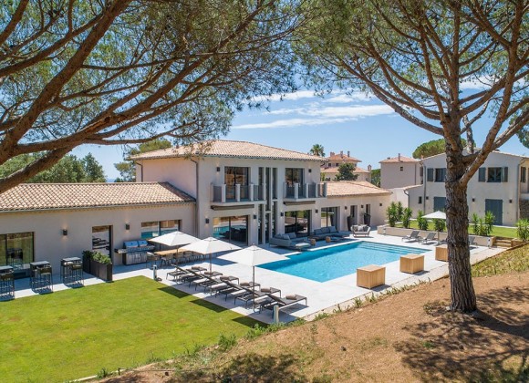 villa for rent france la croix valmer property view