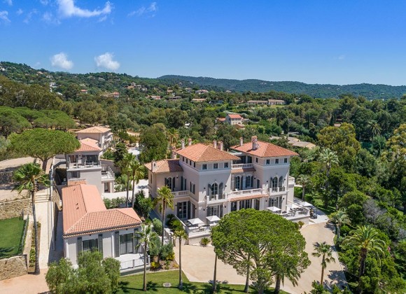 villa for rent louise la croix valmer domaine louise property birdview