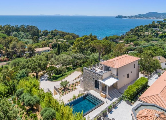 villa for rent victoire la croix valmer domaine louise property birdview sea view