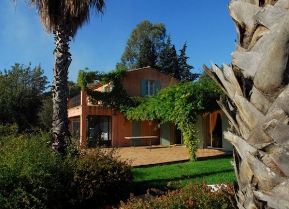 Rent Villa Aventura St Tropez - villa view