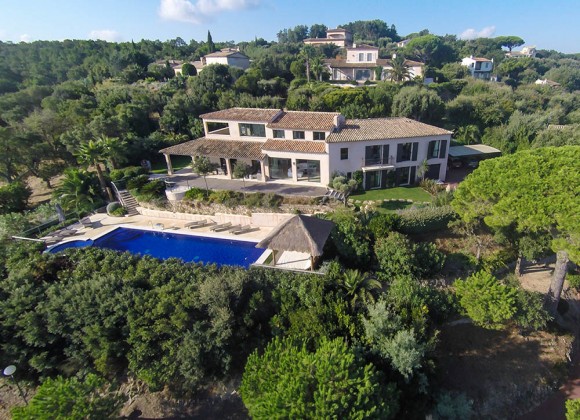 villa for rent cerise gassin st tropez property front