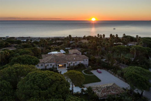 Renting a villa in St Tropez