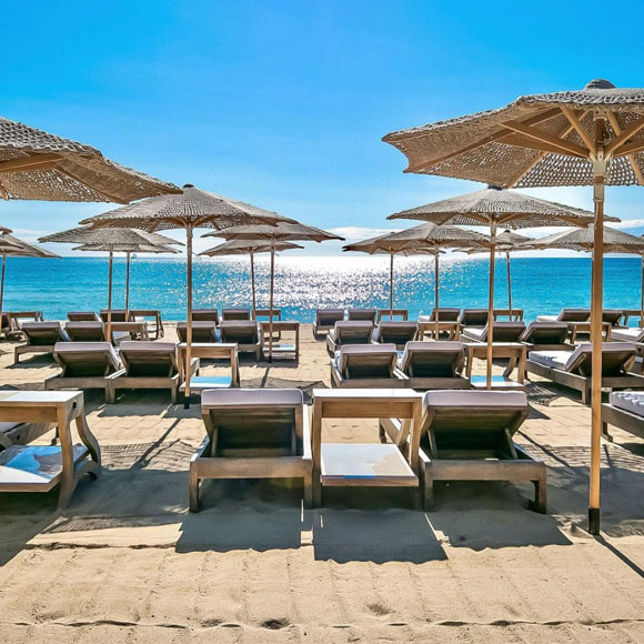 beach clubs in st tropez byblos beach club