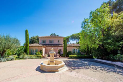 parking in your luxury villa rental