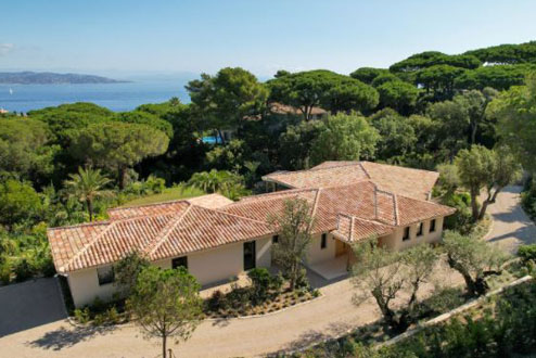 renting a supercar in Saint Tropez Les Parcs